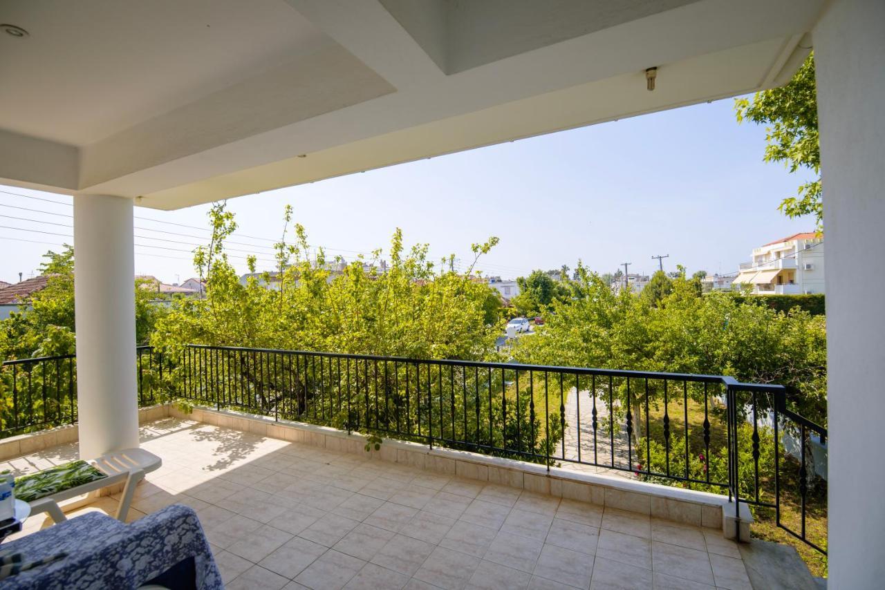 Ellie'S House Villa Nea Plagia Exterior photo